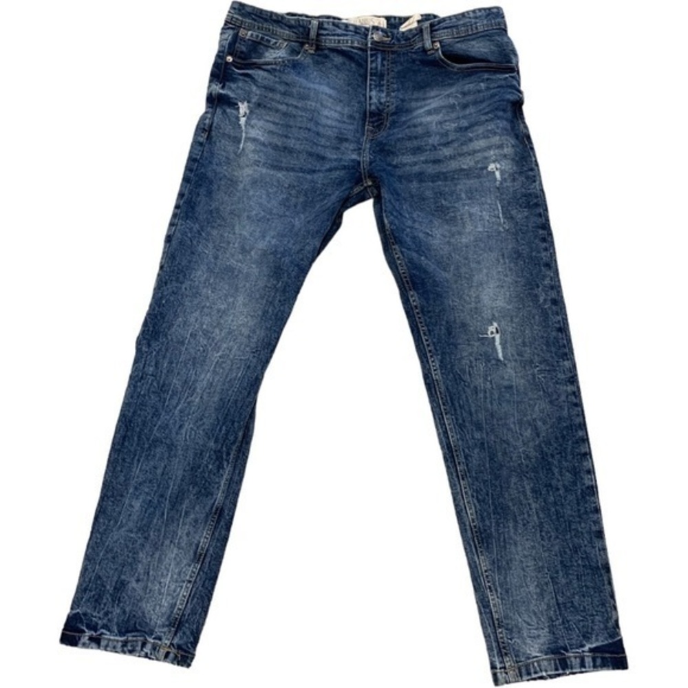 Akademiks Jeanius Distressed Jeans Size 38x30‎